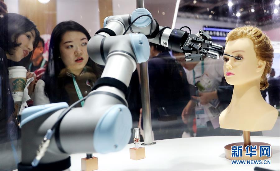 (新華全媒頭條·聚焦進(jìn)口博覽會(huì)·圖文互動(dòng))(3)在開放中匯聚強(qiáng)勁動(dòng)能——從首屆進(jìn)博會(huì)觀察全球創(chuàng)新發(fā)展走向