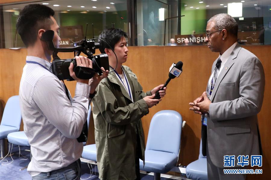 （國際&middot;圖文互動）專訪：中美經(jīng)貿(mào)摩擦加劇全球經(jīng)濟下行風(fēng)險&mdash;&mdash;訪聯(lián)合國首席經(jīng)濟學(xué)家哈里斯