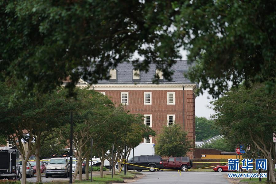 (國(guó)際)(4)美國(guó)警方確認(rèn)槍擊案槍手為市政員工