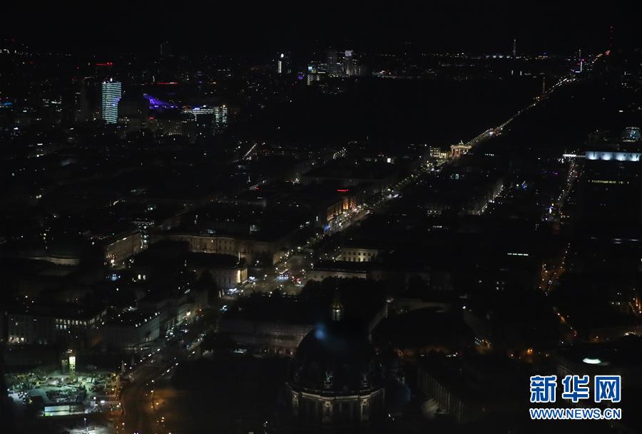 （國(guó)際）（1）德國(guó)柏林：夜來(lái)&ldquo;菩提樹下&rdquo;