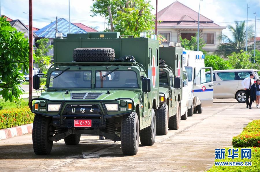 （國(guó)際&middot;圖文互動(dòng)）（1）老撾車(chē)禍?zhǔn)軅?0名中國(guó)游客回國(guó)