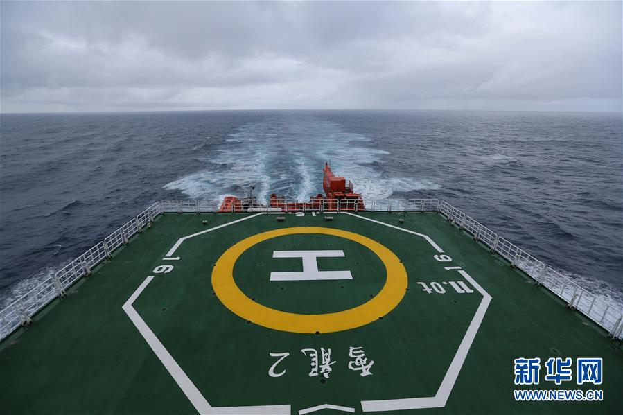 （&ldquo;雪龍&rdquo;探南極&middot;圖文互動）（2）&ldquo;雪龍兄弟&rdquo;雙雙穿行西風(fēng)帶