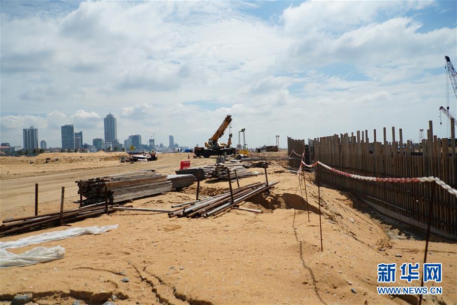 （國(guó)際&middot;圖文互動(dòng)）（7）通訊：&ldquo;五年我們?yōu)樗估锾m卡造出一片新土地&rdquo;&mdash;&mdash;科倫坡港口城人的自豪與希冀