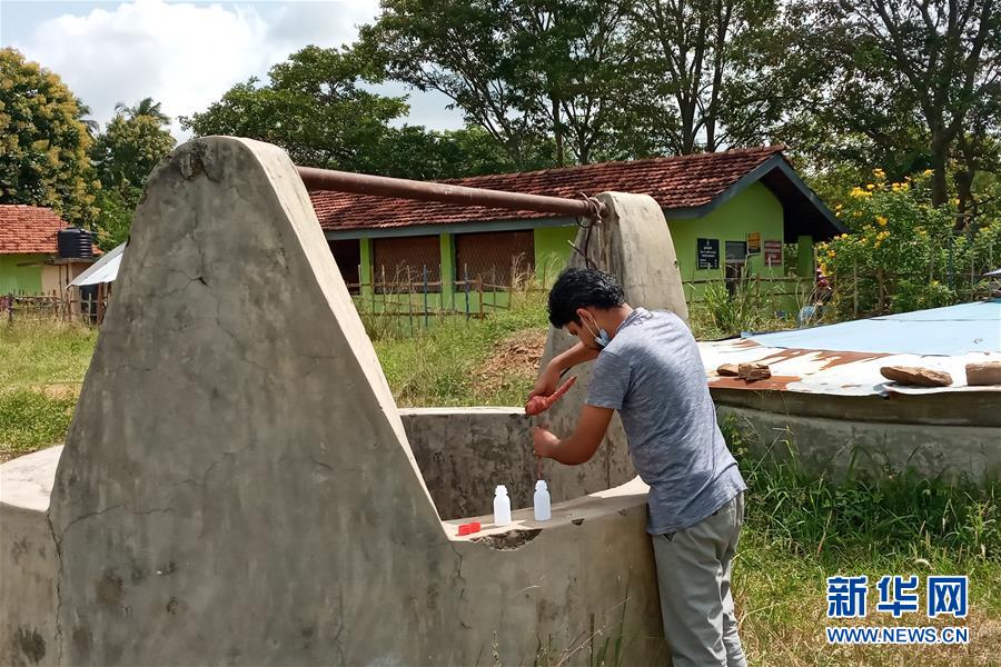 (國際·圖文互動)(2)通訊:疫情下斯里蘭卡留學(xué)生接受科研“云指導(dǎo)”