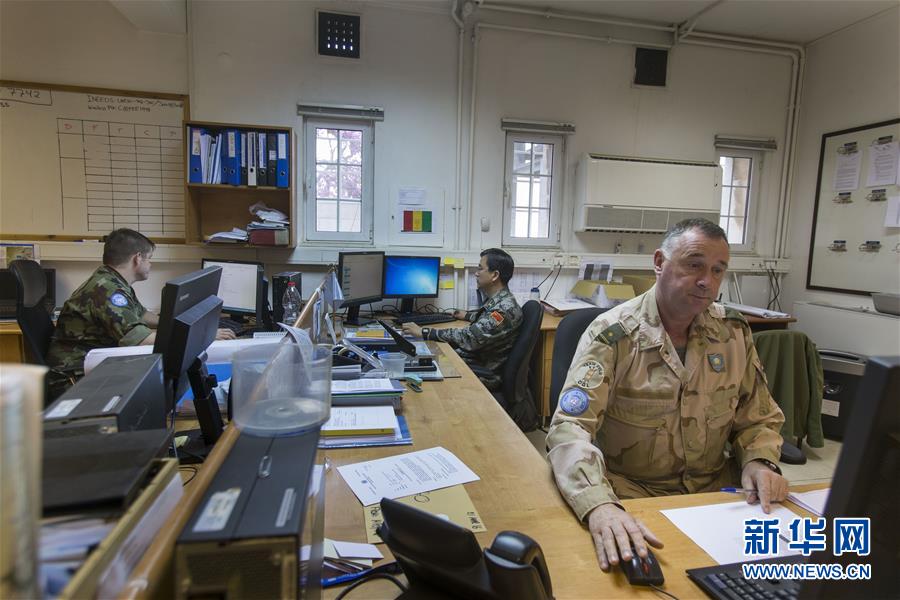 （維和白皮書&middot;圖文互動）（4）維護世界和平的關(guān)鍵力量&mdash;&mdash;中國軍隊參加聯(lián)合國維和行動30周年綜述