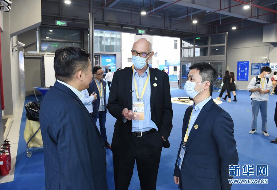 （第三屆進(jìn)博會(huì)&middot;圖片故事）（2）從新西蘭到上海 他漂洋過(guò)海來(lái)進(jìn)博會(huì)