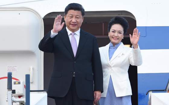 習(xí)近平抵達(dá)新加坡開始對(duì)新加坡進(jìn)行國(guó)事訪問(wèn)