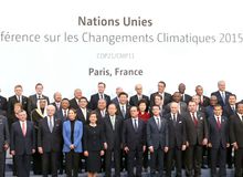 習近平出席氣候變化巴黎大會、訪問津巴布韋和南非并主持中非合作論壇峰會（2015.11.29-2015.12.5）