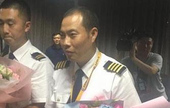 空中驚魂 奇跡備降！&ldquo;英雄機(jī)組&rdquo;太牛了