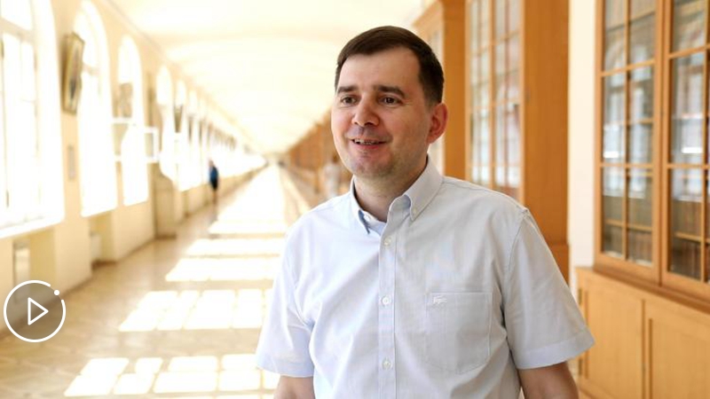 與習(xí)主席做校友，這感覺真棒！