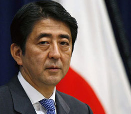 2013，安倍的&ldquo;狂人日記&rdquo;